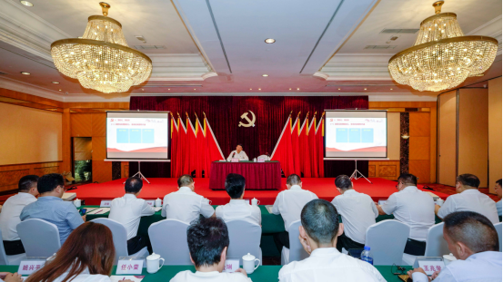 JDB电子集团任丁书记带头讲授“不忘初心、牢记使命”主题教育专题党课